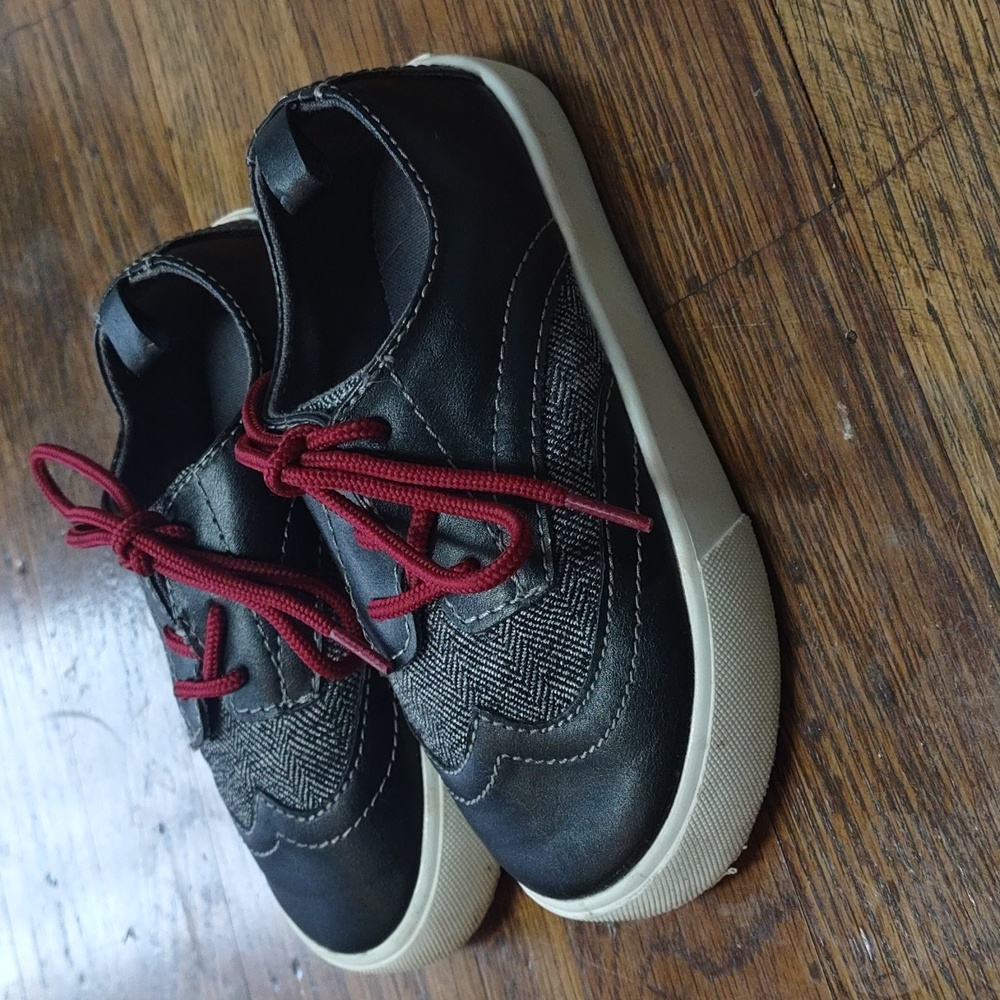 GAP oxfords